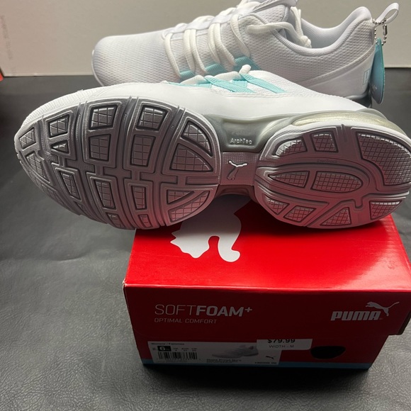 Women’s Puma tennis shoes - Size 6.5 - Brand new in box - Picture 8 of 9